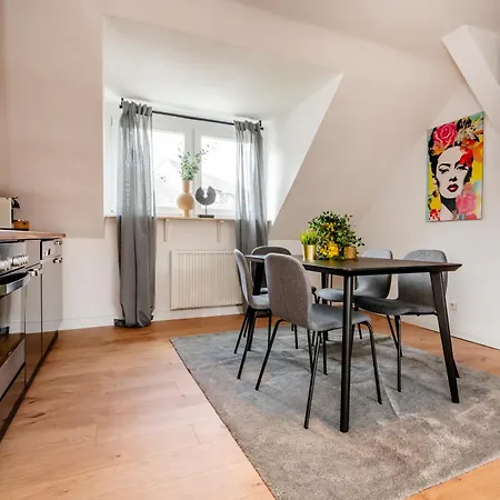 Kurzzeitglueck 24h Self Check-in E04 Апартаменты