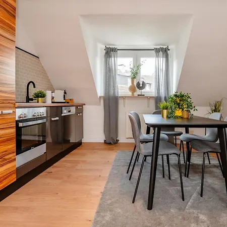 Апартаменты Kurzzeitglueck 24h Self Check-in E04 *