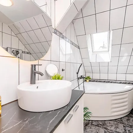 Апартаменты Kurzzeitglueck 24h Self Check-in E04